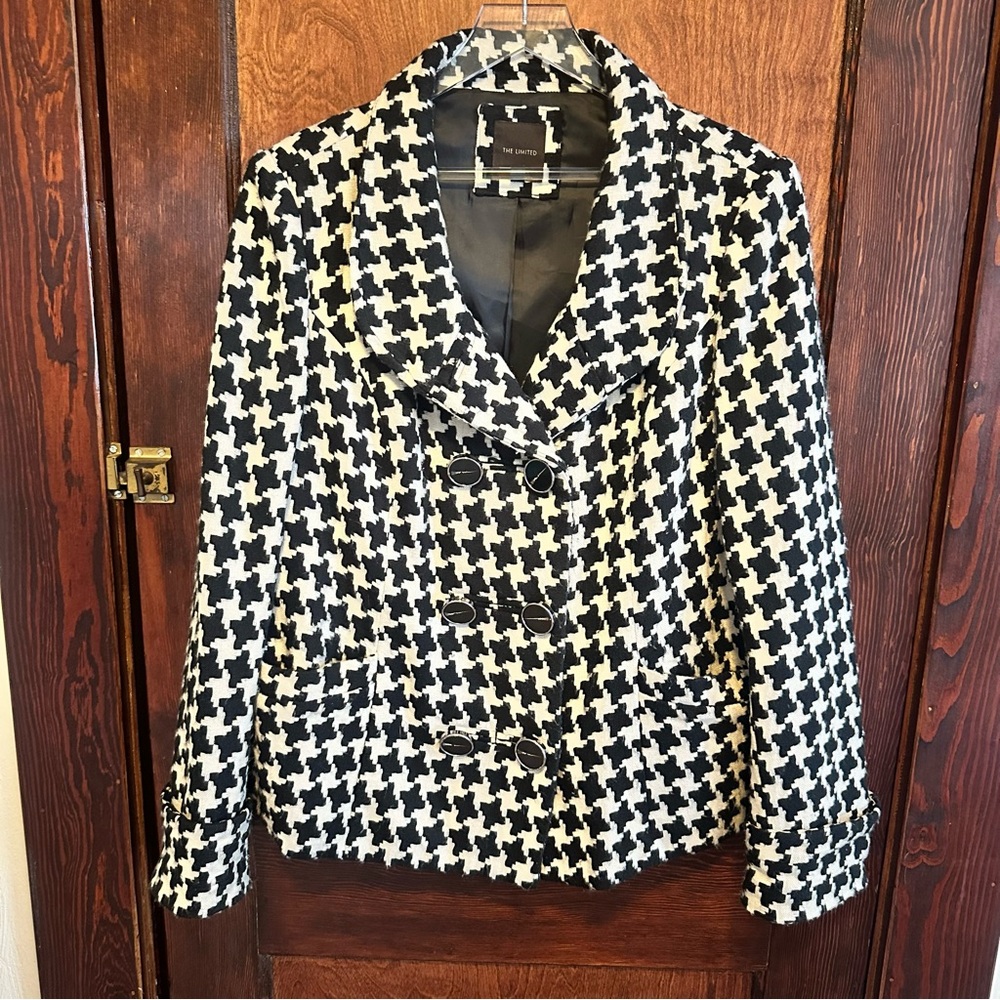 The Limited XL Black and White Jacket